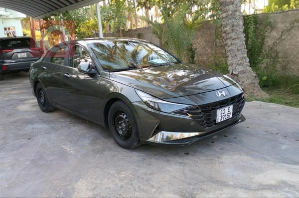 Hyundai Avante 2021 for sale in Iraq - Hosseinia